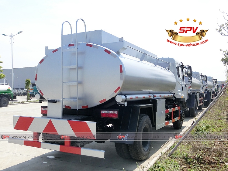 12,000 Litres Fuel Tank Truck Dongfeng -RB